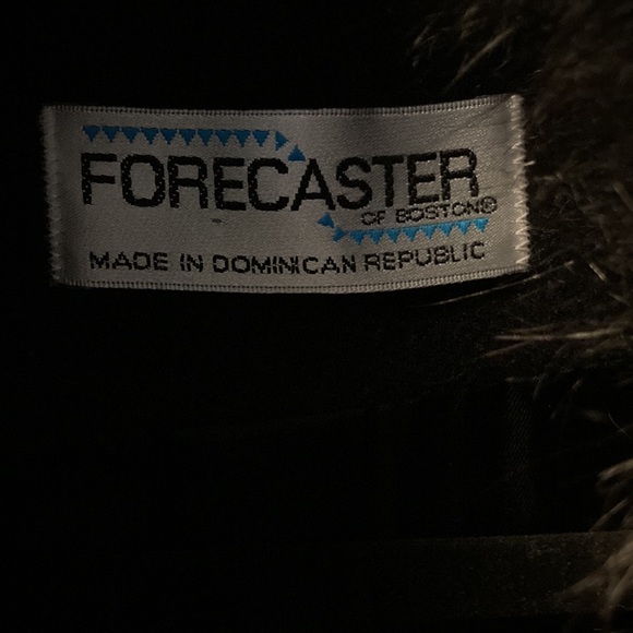 Woman’s black long wool coat with fox fur collar - Picture 3 of 5